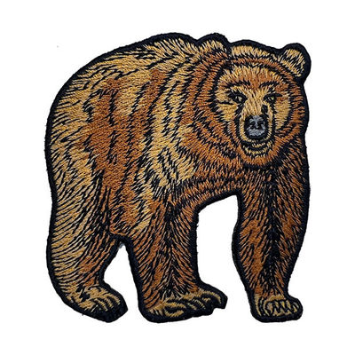 Ferro feito sob encomenda do remendo do bordado do urso de Brown em suportar a beira bordada para sacos do revestimento