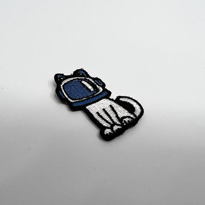 PMS colore o ferro do Anime em remendos bordados feitos sob encomenda laváveis dos remendos