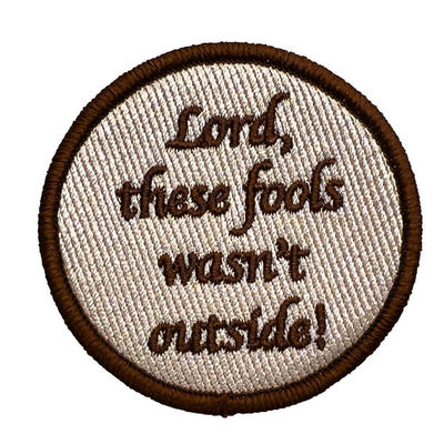 As palavras projetam Logo Embroidery Patches que feito sob encomenda PMS colore Stainable reusável