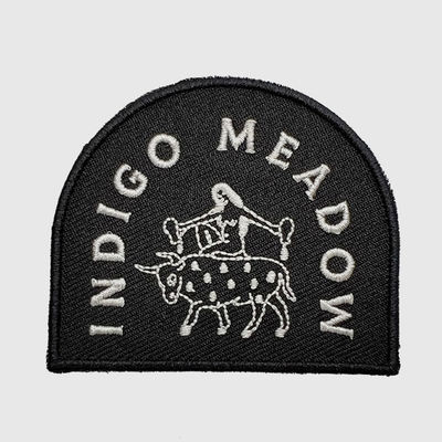 Shrinkproof Logo Embroidered Patches Clothing Iron feito sob encomenda em remendos do bordado