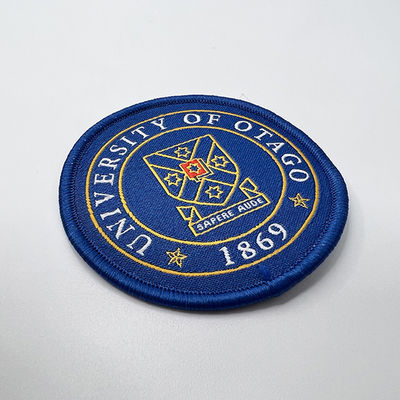 Ferro de tecelagem do tear da agulha em remendos tecidos do nome de Logo Patch Custom University Uniform