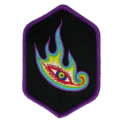 Remendos tecidos laváveis da roupa feita sob encomenda de Logo Velcro Backing Embroidered Patches dos olhos