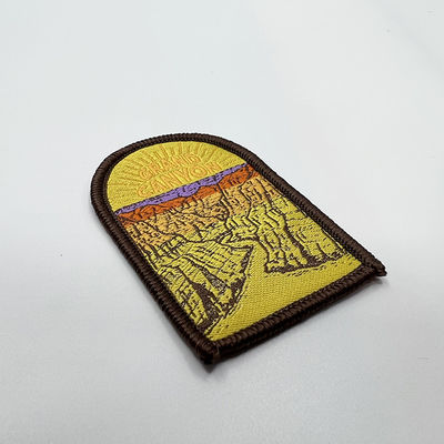 Ferro customizável no projeto natural por atacado tecido remendos dos remendos da roupa