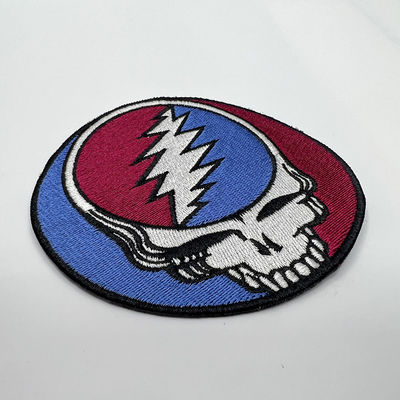 O desenhista Custom Jackets Woven do crânio de DIY remenda o ferro em remendos do bordado para chapéus
