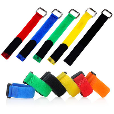 As cintas plásticas coloridas correias reusáveis do gancho e do Velcro do laço provam disponível