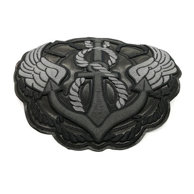 Os bens de couro 3D bordaram remendos que o laser cortou a beira dá forma personalizado