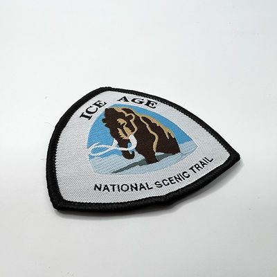 Ferro em remendos esparadrapos tecidos de Logo Patch Eco Friendly Handmade para a roupa